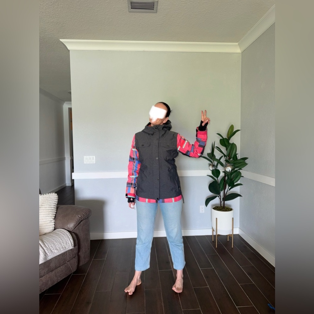 Roxy grey and Pink Ski/snowboard Jacket